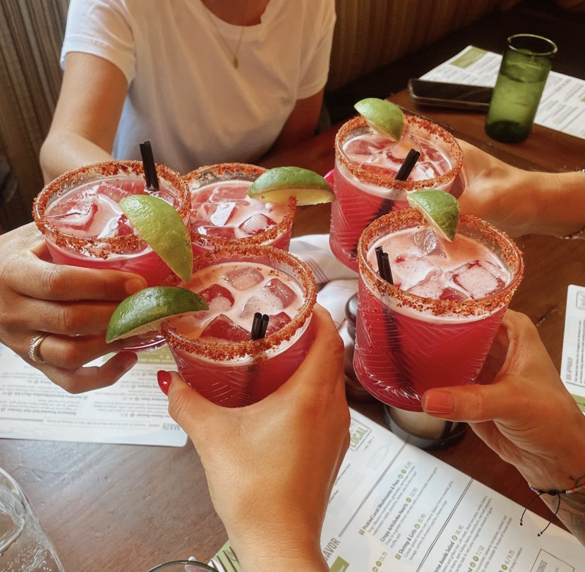 boisefork's tweet photo. Cheers! Make it a great day. #LoyalToLocal

📸 @donii_deee https://t.co/FK9NR9zbf2