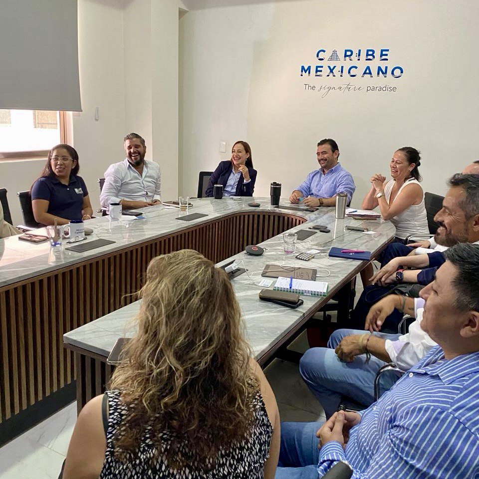 CPTQROO's tweet photo. Collaborated in a productive meeting with the Medical Tourism Commission of Quintana Roo. With representatives from hotels, private clinics, diagnostic centers, and @CoparmexQRoo, we explored opportunities to strengthen medical tourism in the #MexicanCaribbean. 🩺🤝 https://t.co/UVEThJ9eLJ