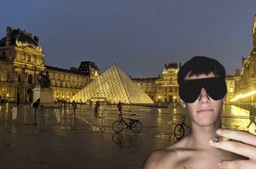thatboimyke's tweet photo. aki ke estaba exponiendo en el louvre las portadas del verano pero me he salido a hecharme uno ahí de descanso tusabes
#francia #conquistando #working https://t.co/81Xa8OEabh