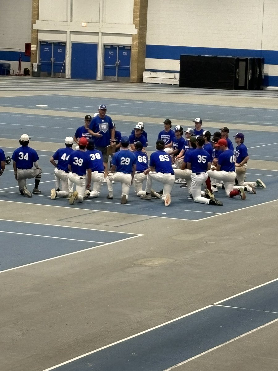 benny_3anderson's tweet photo. Had a great camp at @EIU_Baseball 
Here’s some results:
60 yd: 7.02s
Fb: 82-84 T85 mph
Cb: 70-72 mph
Ch: 73-75 mph
POP: 2.00s 80 mph
OF throws: 84 mph
Thank you @CoachPugs for having me!
@PrepBaseballWI https://t.co/NETebyHQ6i