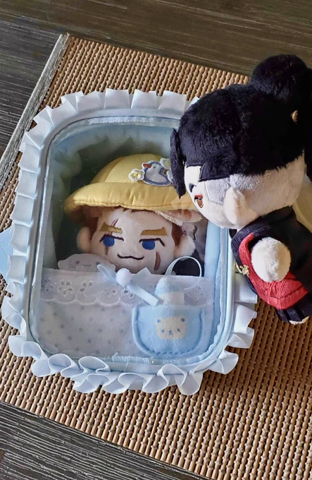 Debating if i should bring the baby clothes and accessories to EVO 