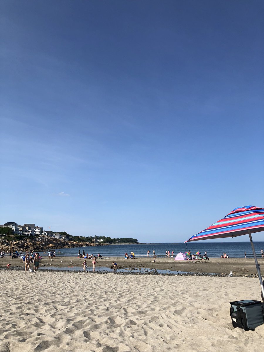 aimcapped's tweet photo. at the beach :) https://t.co/ORuz86QKRk