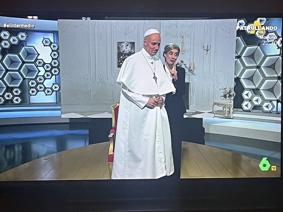dglama's tweet photo. Que fácil es …….. 
meterse con la -#Iglesia 
La @laSextaTV  muy “bajo” https://t.co/Fq48PLFOsB