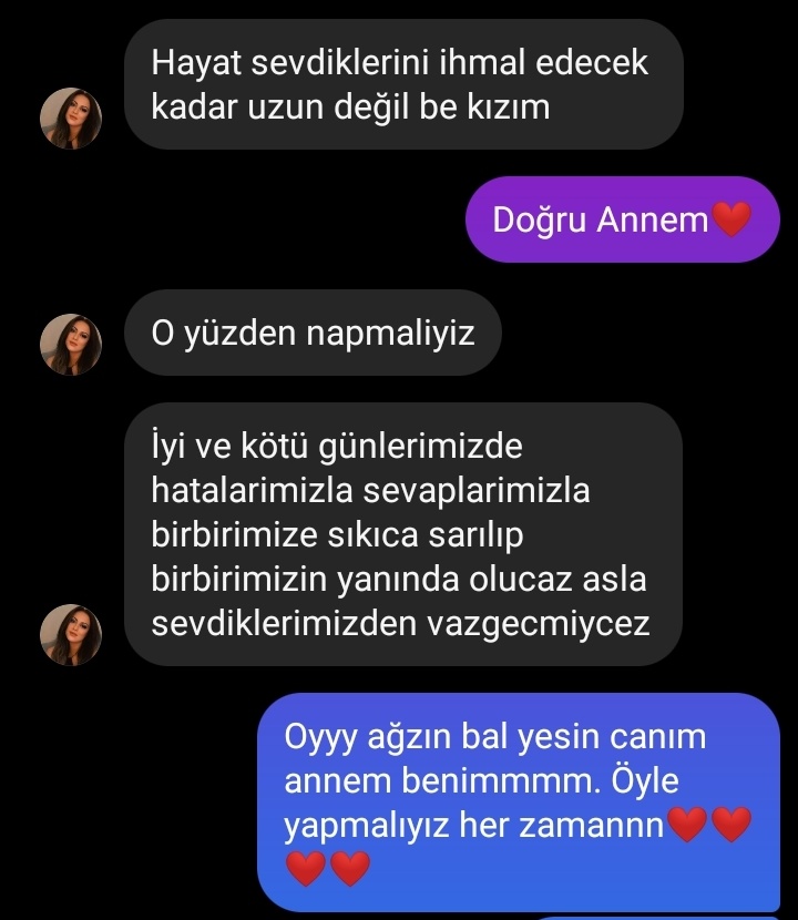 sila_cnd's tweet photo. Ne güzel nimet senin gibi bir anneye sahip olmak. Sen hep bahar ol çiçek aç güzel annemm🌺🤍💓 https://t.co/16IzxaH5EP