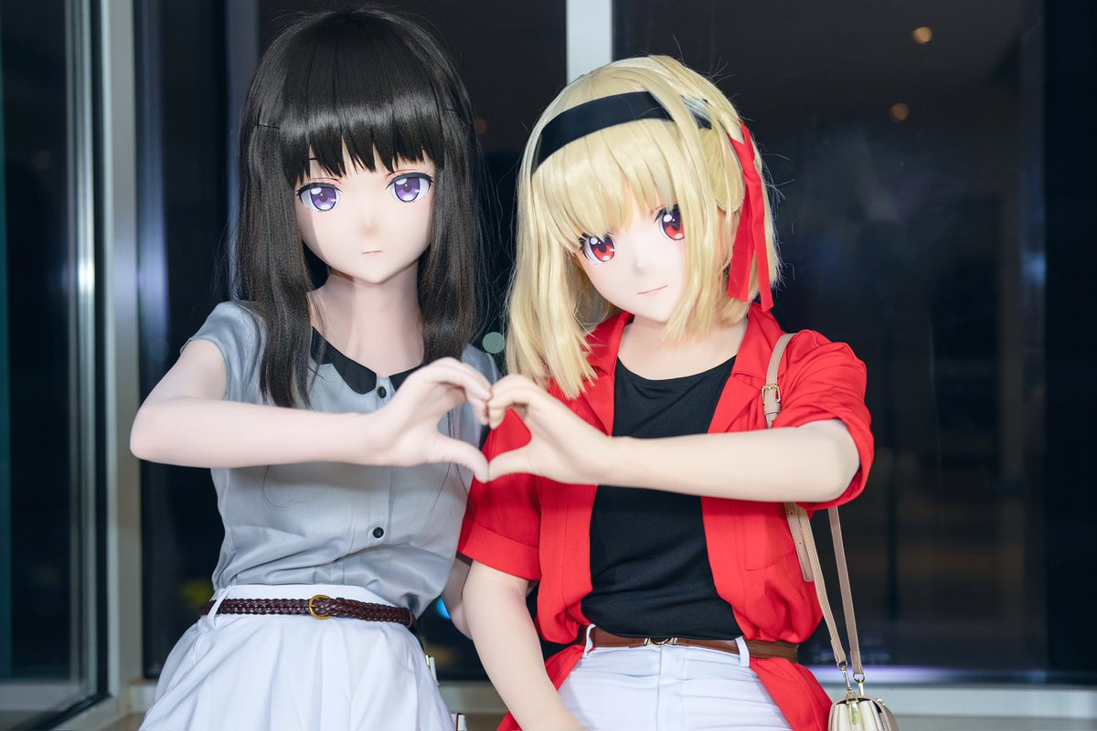 莉可丽丝 返图 
井上泷奈：维京<a href="/Blade_Viking/">维京</a> 
锦木千束：十二梓<a href="/12Azusama/">トモよ</a> 
#kigurumi