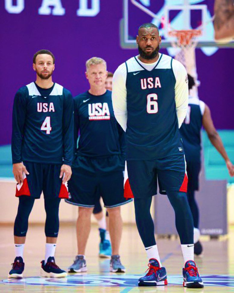 17 rings in one photo 🥶