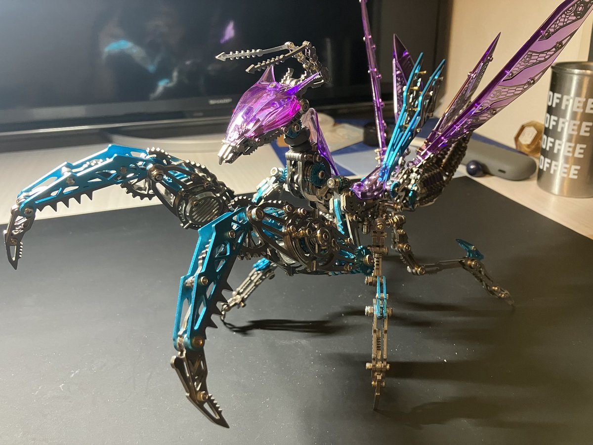 bobsuke_0425's tweet photo. やっと完成したー!
ビルディングブロックのカマキリ!
いやー、時間かかったし色々間違えてるところあったけど楽しかった!
次は何買おうかな笑
#BLDB
#ビルディングブロック https://t.co/VoAvQMmgD1