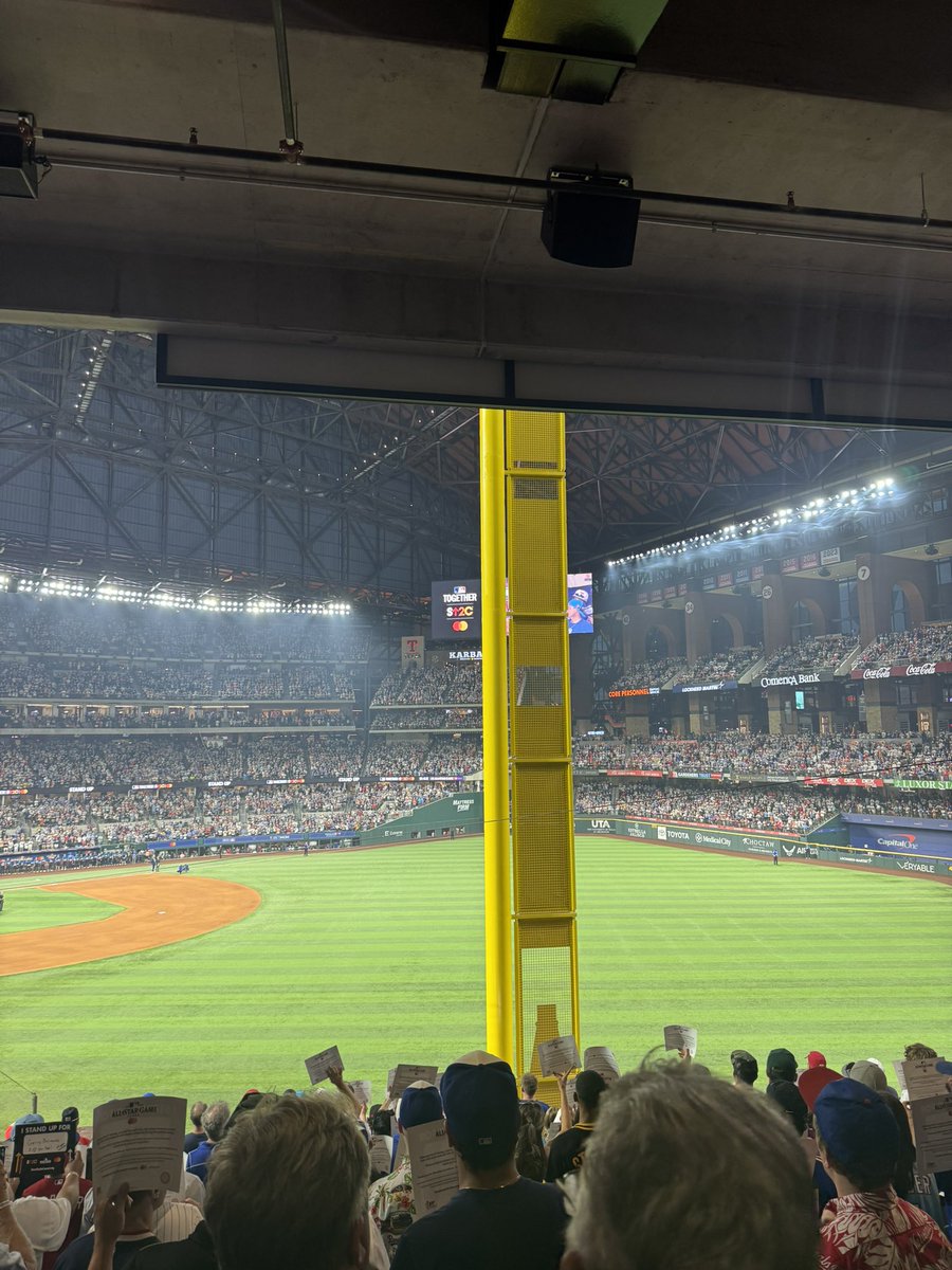 BrandoComando_'s tweet photo. Wish we could’ve seen the video board for the stand up to cancer tribute… with a new ballpark, you would think the obstructed video board views would have tv monitors to help… @Rangers #AllStarGame https://t.co/xy4td914Yz