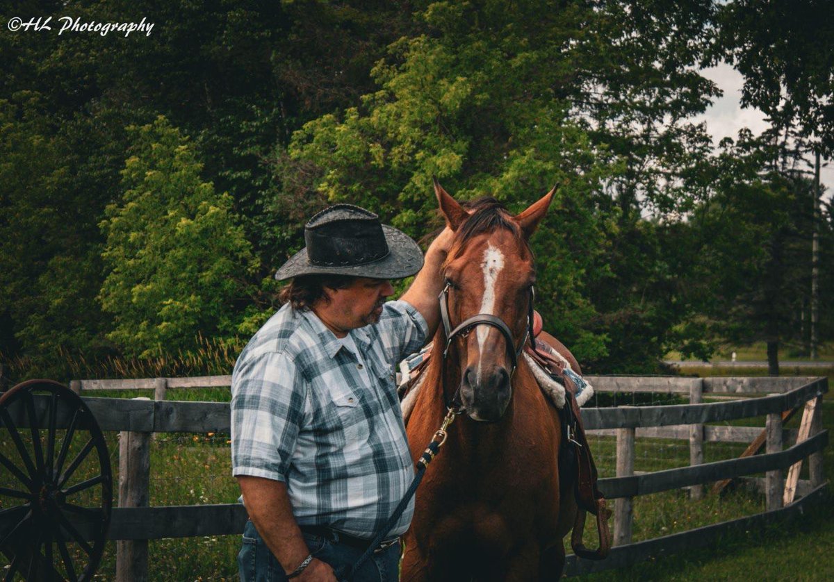 Jdtrucks20's tweet image. Pics from last weekends photo shoot with my horse