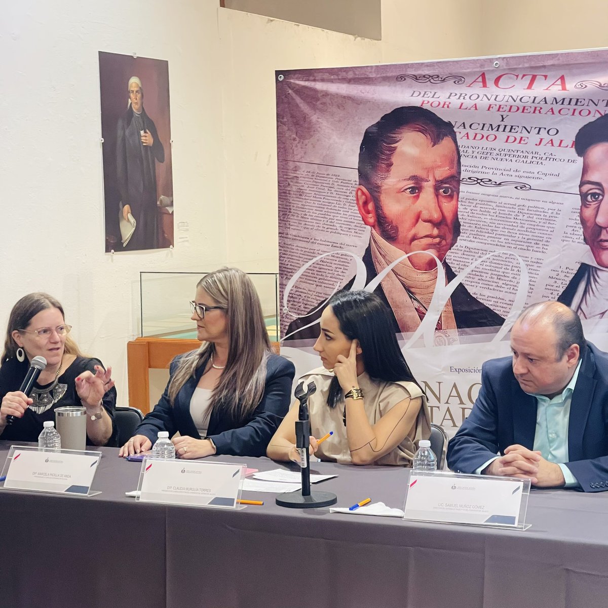 SamuelMunozG's tweet photo. Estoy muy contento por el reciente convenio firmado entre el Congreso de Jalisco y ALCAP, porque tengo la fortuna de ser parte de ambas instituciones. Este acuerdo refuerza nuestros lazos con los canales legislativos de América Latina. https://t.co/8iXPsg2Eqt