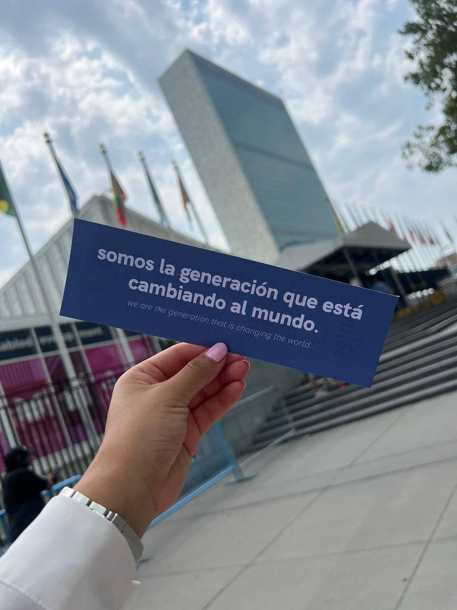 ¡Virginia, la secretaria de la Juventud, y Querétaro hacen historia! 🎉👏
Me llena de orgullo ver cómo, por primera vez, una instancia de juventudes presenta el Informe Subnacional Voluntario en el Foro Político de Alto Nivel de la ONU. Querétaro se posiciona a nivel