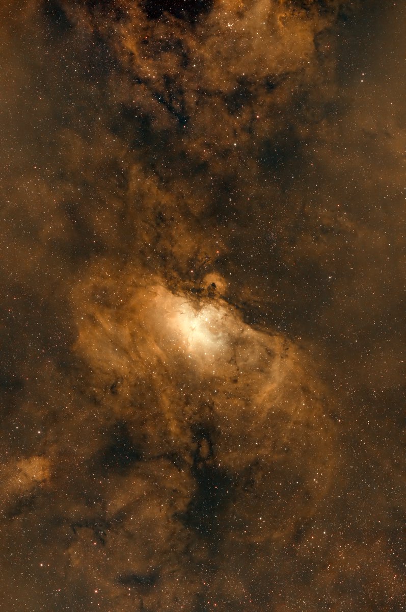 frbill66's tweet photo. Object: Eagle Nebula (M16)
Total Acquisition time: 7 hrs
Scope: RASA 8
Hardware: #CGX, #ASIAirPlus, #ASI2600M, #IDAZNBZUHS
Location: #Beaverton, OR (Bortle 7-8 sky)
Moon illumination: 63%
Processed: #PixInsight + #Photoshop
#zwoastrophotography https://t.co/nw2WqjggMt
