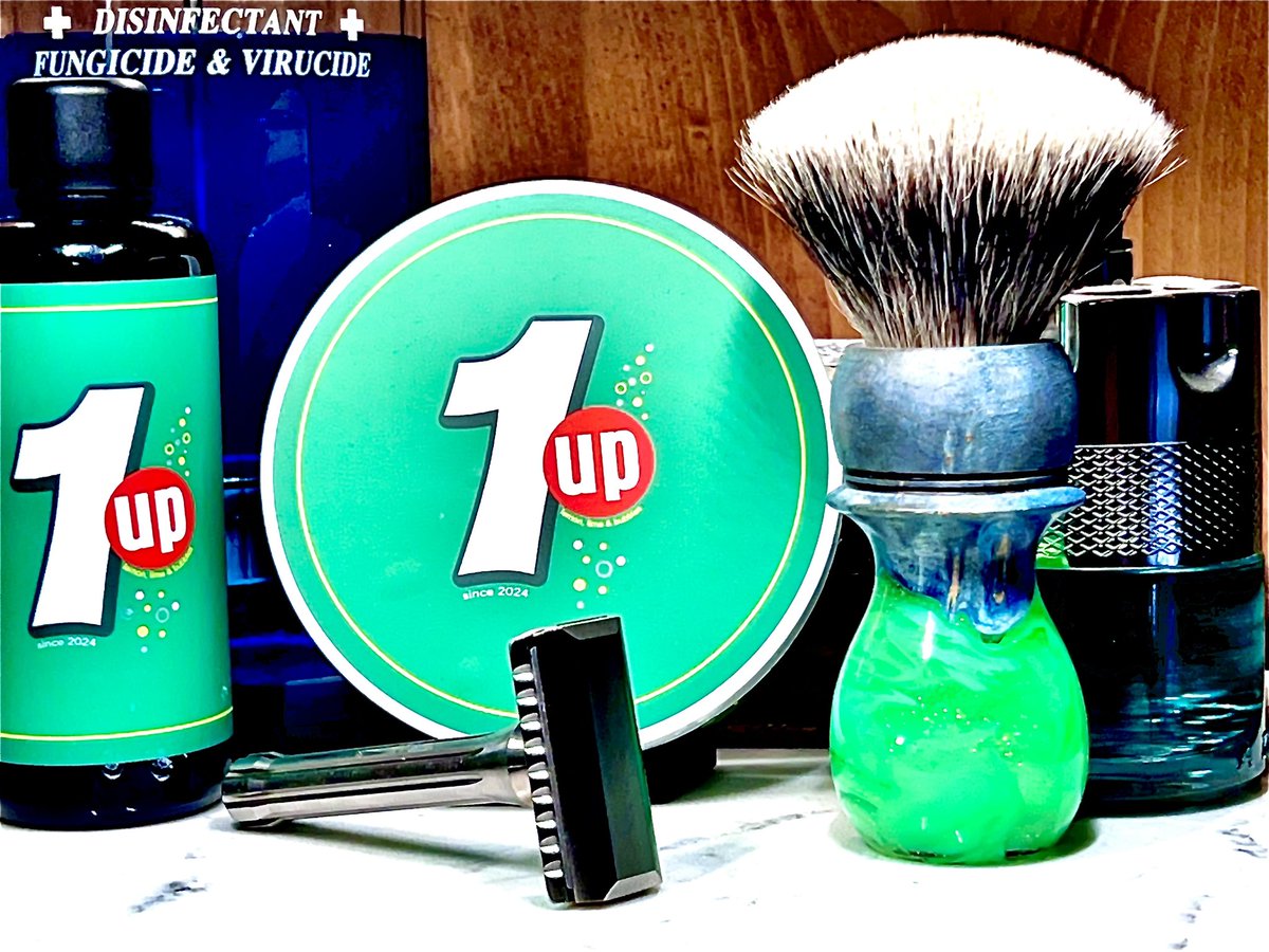 senate515's tweet photo. #SOTD 
Blackland Blackbird Ti
Perma-Sharp Super Blade
Chisel &amp; Hound Demented Donkey
Tallow + Steel 1 Up
Azzaro Wanted Tonic https://t.co/hQLDxtTZL5