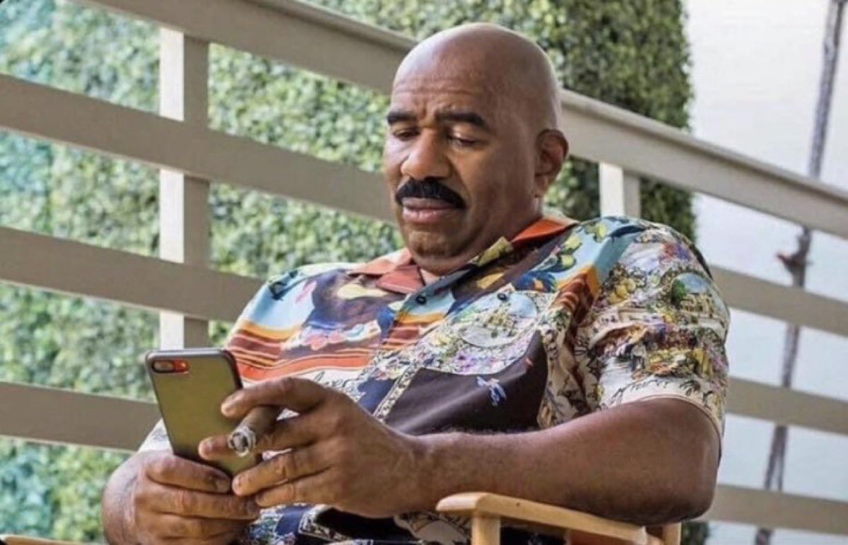 ovaryactorr's tweet photo. Me watching people call me https://t.co/lDRw4KYidU