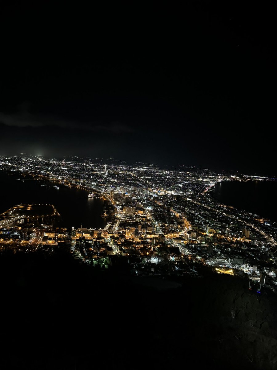 명탐정 코난 : 100만 달러의 펜타그램 배경지 정리 ꯁ 

올해 다녀왔던 하코다테의 배경지랑 많이 겹쳐서 올려보는 타래 >.<