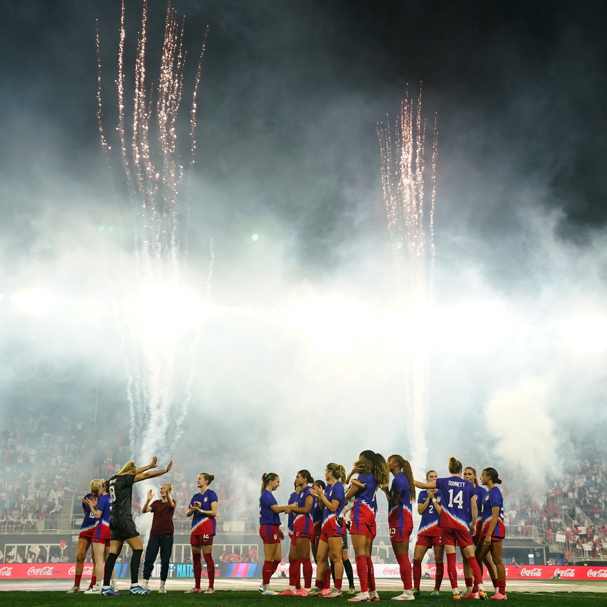 USWNT's tweet photo. LET’S GO TO @PARIS2024! 

Thank you for the love, D.C.!!!! 💙❤️ https://t.co/2DDfMBrmgs