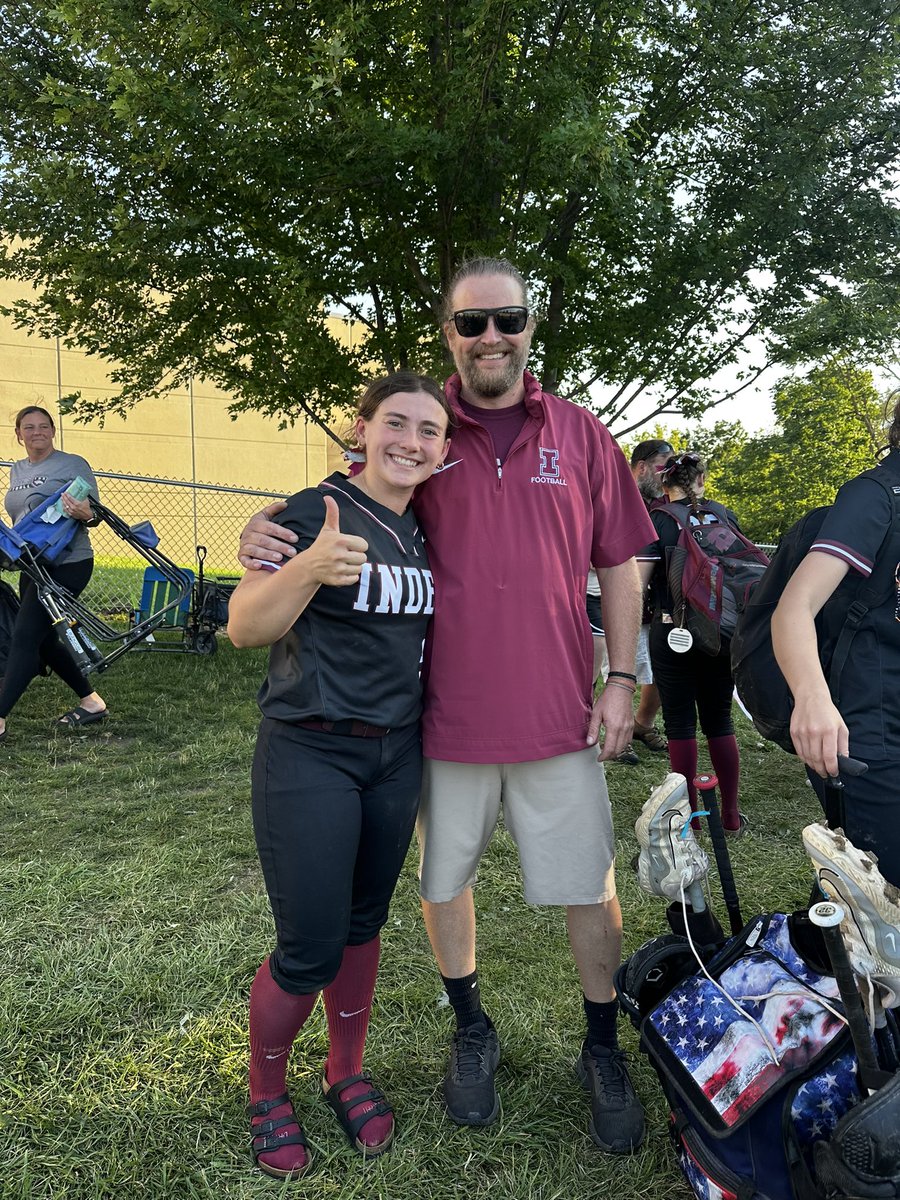 JJHinde's tweet photo. Tough seeing the season end for this tough group of girls and coaches. It was fun to do the broadcasts and i will always support/help teams like this that you know appreciates you @softball_indee https://t.co/p4rBhKY6TQ