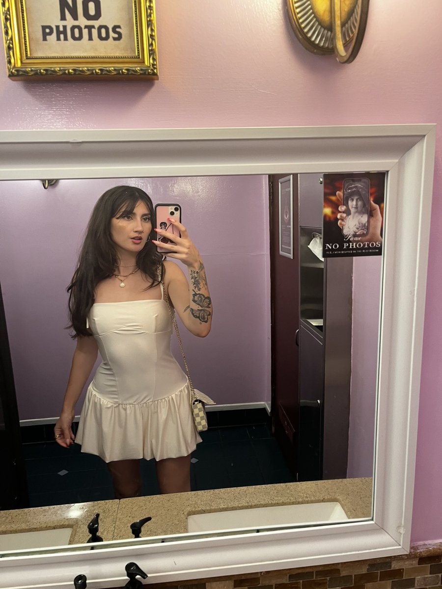 dude this fucking dress