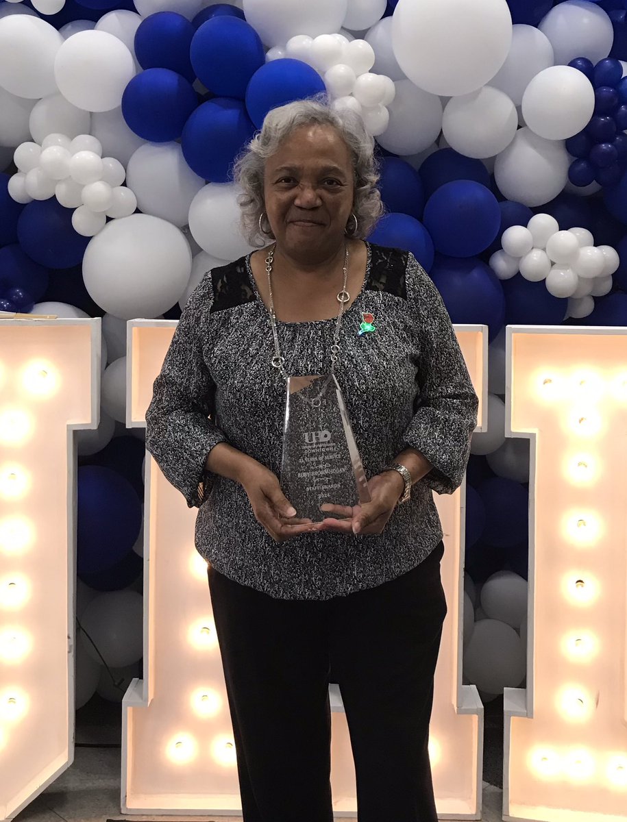 UHD_English's tweet photo. Thrilled to see our amazing business administrator, Ruby Brown-Hogan, recognized for 25 years of critically important service to the Department of English at UHD! https://t.co/cu0OvloP6U