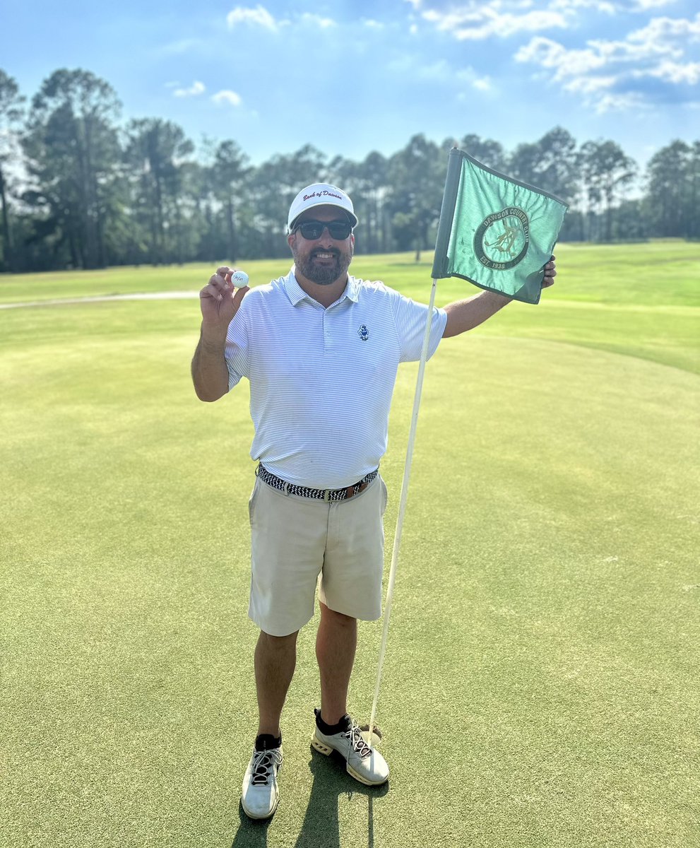 club_dawson's tweet photo. Congrats to @mcmassey2 on his recent hole in one on hole #6 at #TheOriginalDCC. The shot was witnessed by @cdurr88 , @ToddKegler Todd Hilton and Rainey Owen. https://t.co/qW64I8ygSF