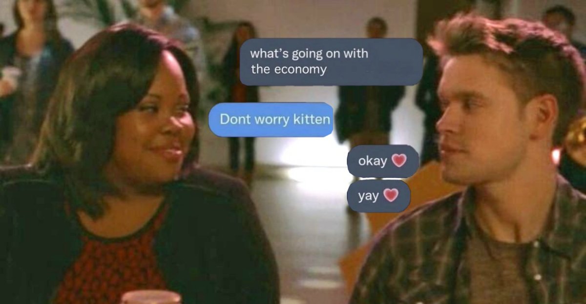 head_empty05's tweet photo. #Glee Textposts pt.4
#SamEvans and his girls lol https://t.co/VYEWanJsJY