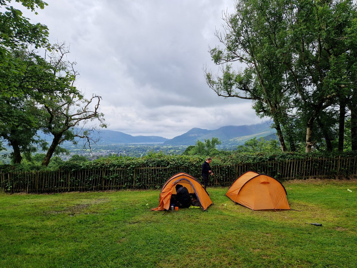DAOSdofe's tweet image. DAOS Gold. Day 1
A good day on the fells with only a small shower of rain on arrival at camp. The students were then treated to a fantastic sunset this evening