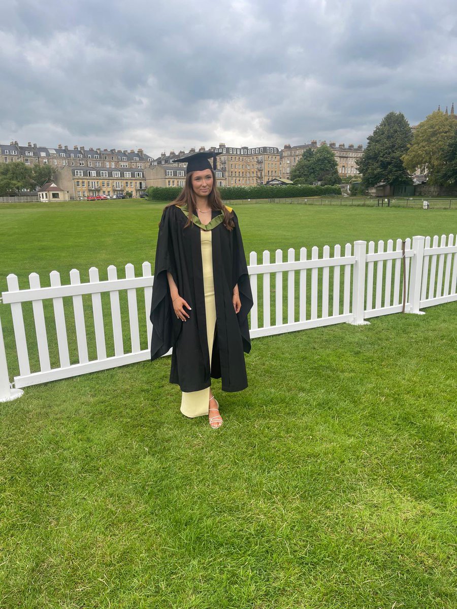 Rebecca J-E tweet media