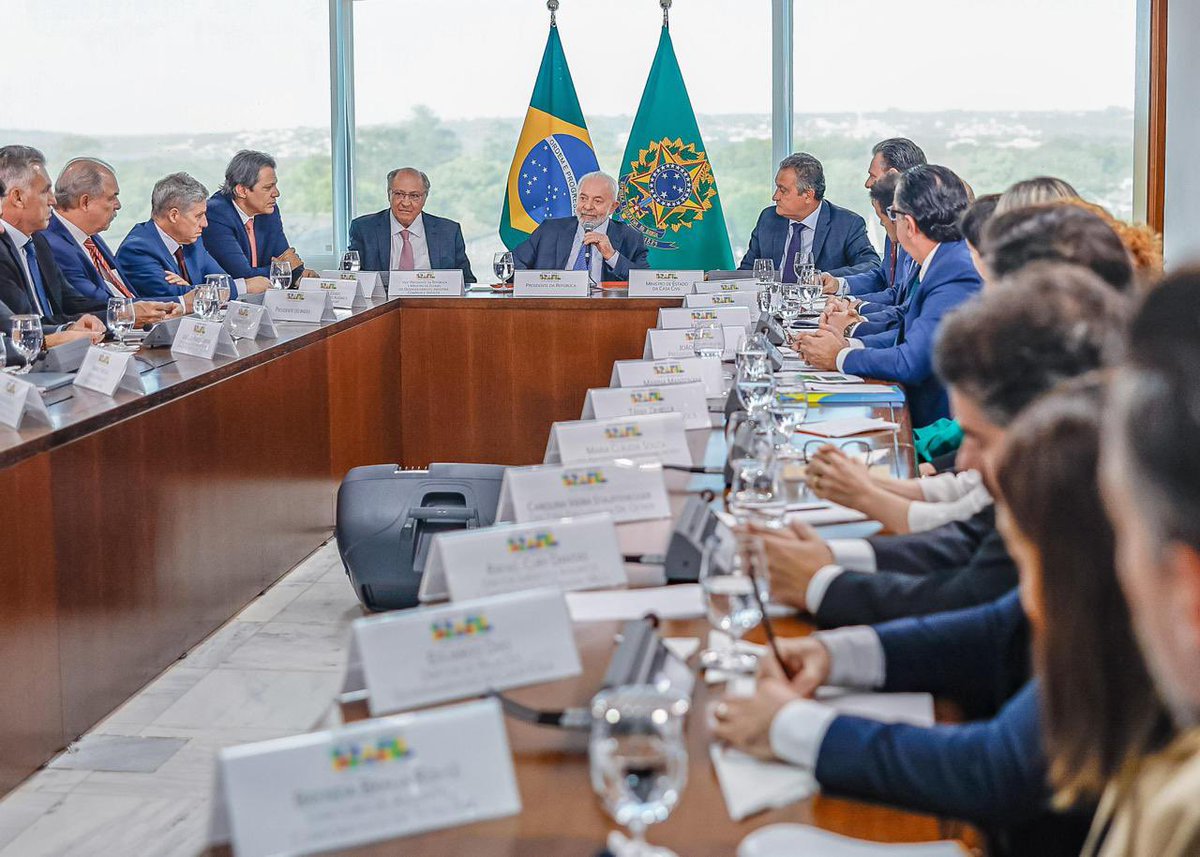 Meu otimismo se comprova com anúncios como este: a indústria de alimentos vai realizar investimentos no Brasil da ordem de R$120 bilhões até 2026. O setor que representa 10,8% do PIB e exporta para 190 países voltou a investir no nosso país. 

É o resultado da volta do Brasil ao