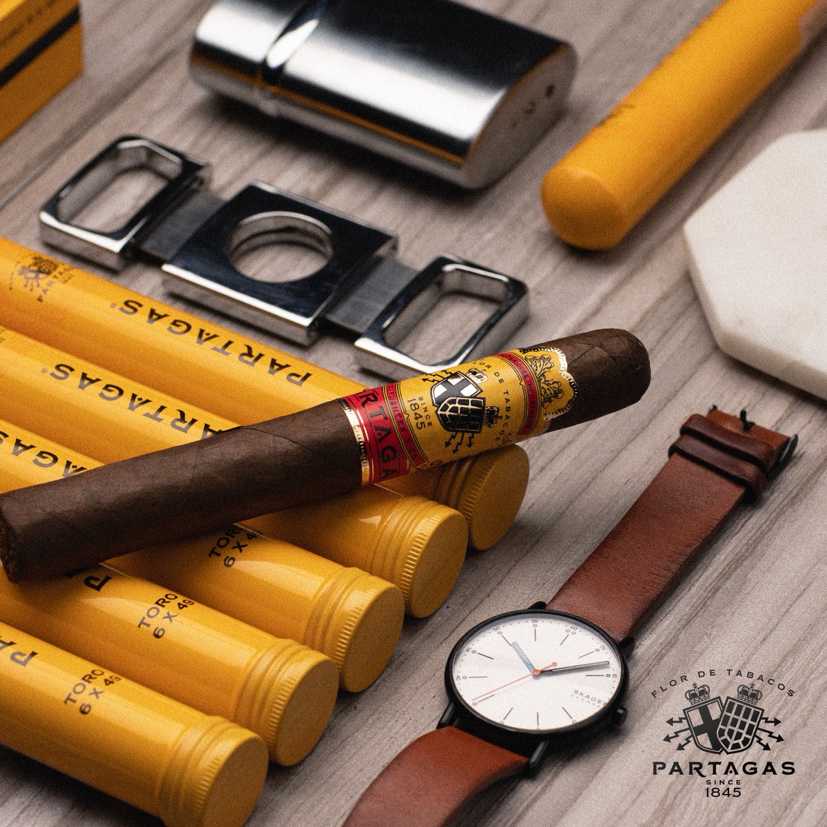 partagas's tweet photo. When time slips by unnoticed, you know you’re immersed in the moment. When’s the last time you savored Partagas Classic?
#PartagasCigars #Cigars #TrueQualityEndures #PartagasClassic https://t.co/HwgQAqhW7X