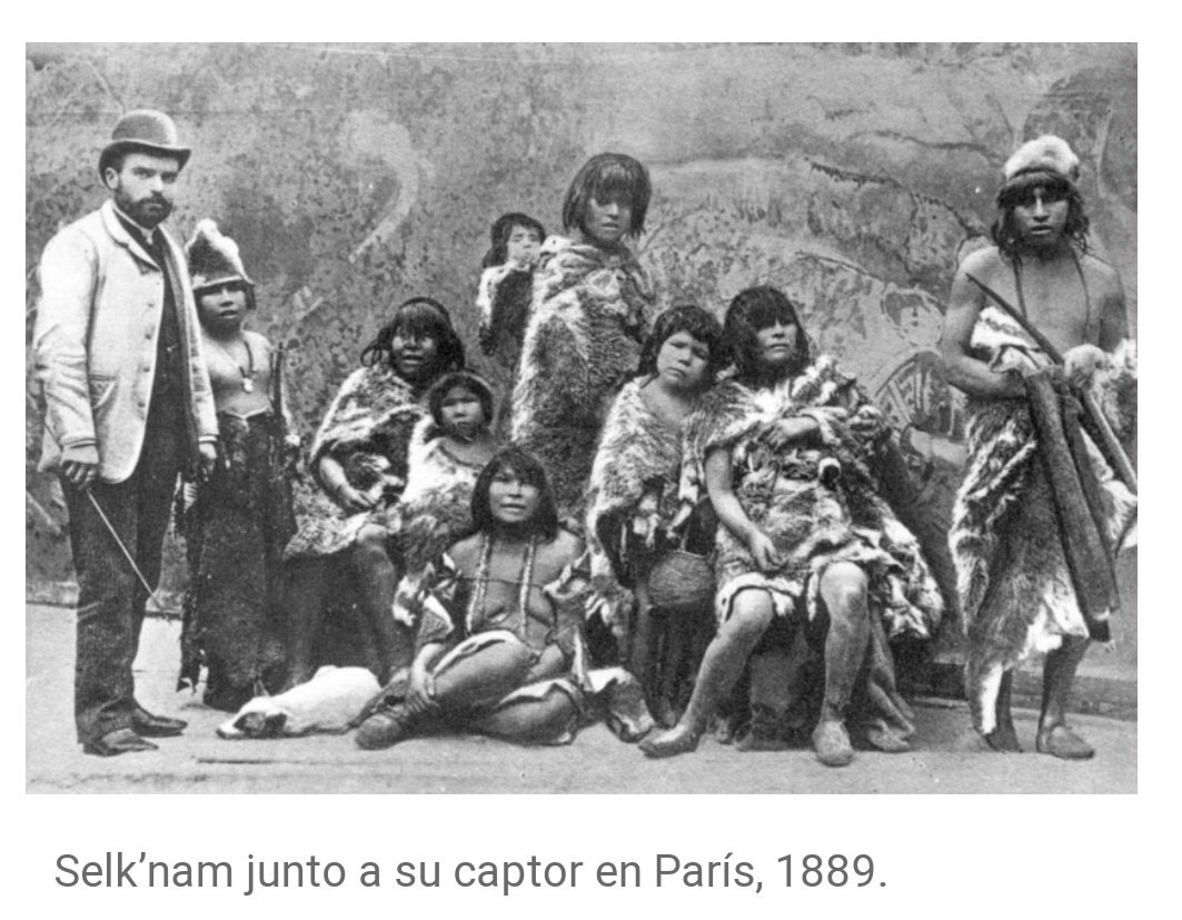 MauroFdz's tweet photo. Literalmente hasta fines del siglo XIX los franceses capturaban indígenas de Argentina y los llevaban para exhibirlos en su zoológico humano de París. 

A quien quieren medirle el aceite con el racismo estos europeos olor a culo. https://t.co/k297stXLj1