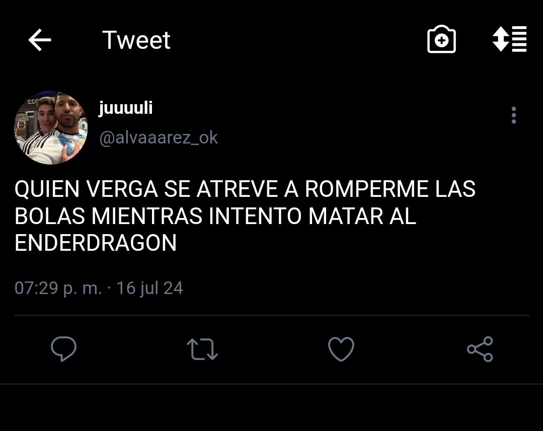felixculisuelto's tweet photo. mini au #enzuli
donde enzo se compra un nuevo celular y ¿que mejor manera de estrenarlo molestando a julian?
o
donde a julian le llegan extraños mensajes de un árabe mientras juega minecraft https://t.co/sGXT7k6LuV