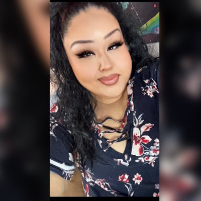 cherellerae's tweet photo. #NewProfilePic https://t.co/L8hoOxrjt0