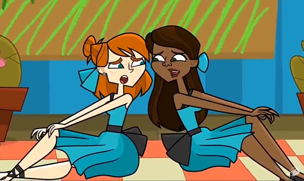 Blue Diamond's Lapdog /#TeamGabbyS5 tweet media