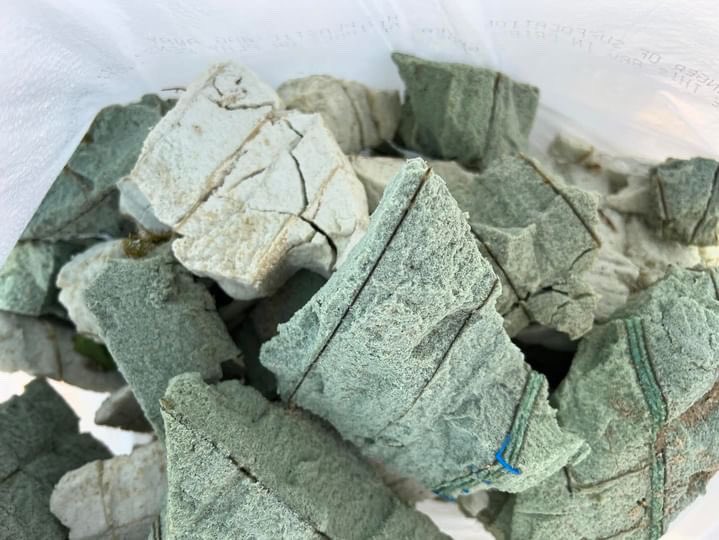 ACKCurrent's tweet photo. Why is there so much debris?

Remember, this was a blade from one of the turbines that Vineyard Wind called “the largest turbine in the western world” https://t.co/UDVOcHs5AC