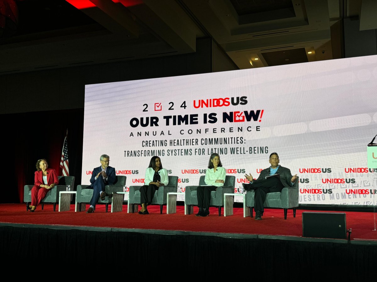 WeAreUnidosUS's tweet photo. Expert insights, community experiences and evidence-based strategies are combined in our plenary "Creating Healthier Communities: Transforming Systems for Latino Well-Being." It's time for sustainable changes in health equity! ⏰ #UnidosUS24 https://t.co/U7YdBCwltd