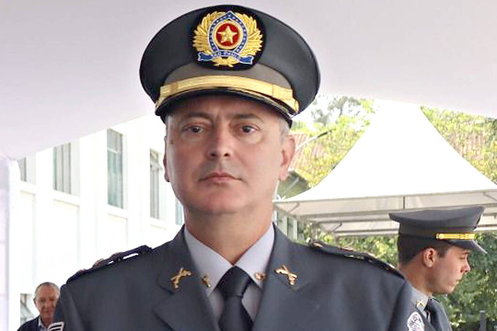 IvanValente's tweet photo. INACEITÁVEL! Corregedor da PM Fabio Sergio Amaral precisa ser EXPULSO JÁ da corporação. O coronel postou ataque contra Boulos, mas não é permitida manifestação político-partidária de oficiais da ativa. Esta é a milicianização da polícia que Tarcisio quer. Não vão nos intimidar! https://t.co/oba7DMG6FY