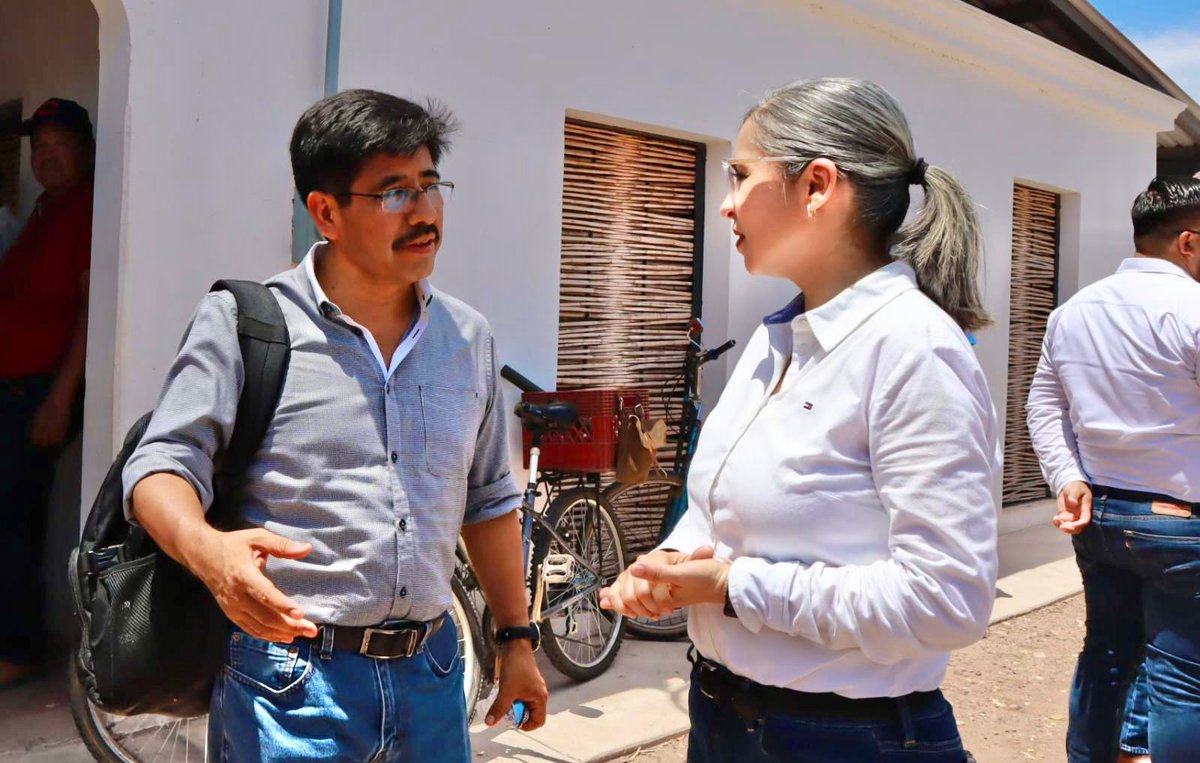 wzuloag's tweet photo. ✔️Con el fin de atender los rezagos históricos de la Nación Yaqui, titulares de diversas dependencias acompañamos al gobernador @AlfonsoDurazo a una reunión de diálogo en Loma de Guamúchil.

🤝Entre los compromisos más importantes del gobernador son los Planes de Justicia ⚖️ https://t.co/2WrIItKLaA