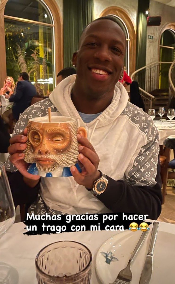 Wesley Fofana: ayy no digas que soy de Angola, me da ansiedad😭😭

The chad Advincula: