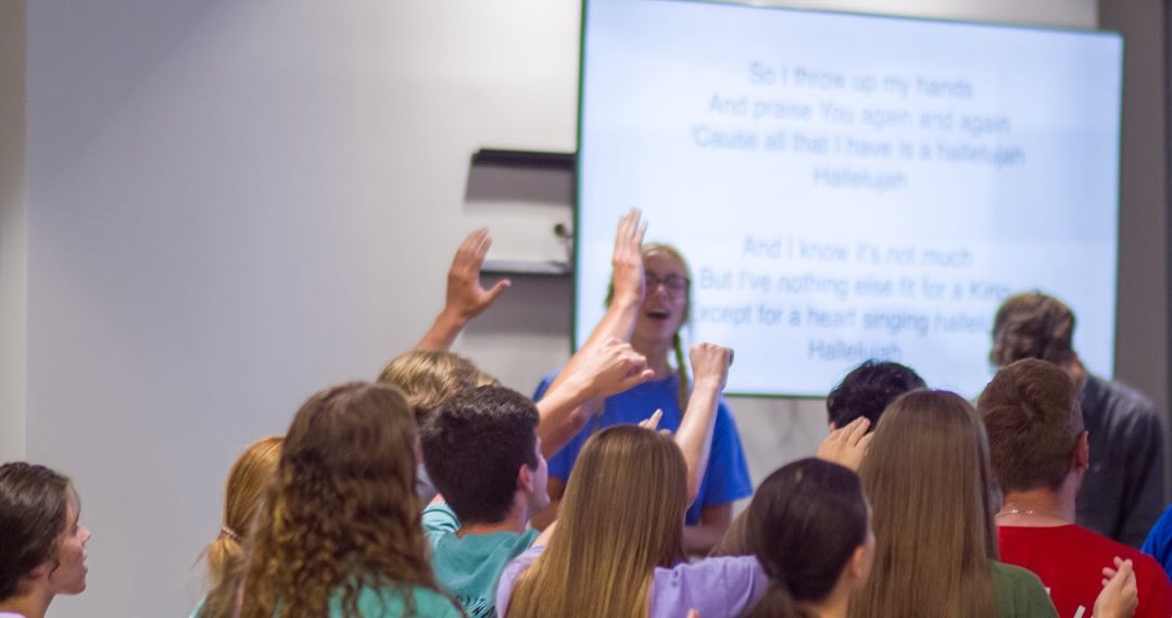 sendrelief's tweet photo. The next generation is living on mission in Puerto Rico!

We're so thankful for these #GenSend students and church teams serving at the Puerto Rico Ministry Center this summer. Let's lift them up as they continue to work for the gospel! https://t.co/Pm3dc1oKUm