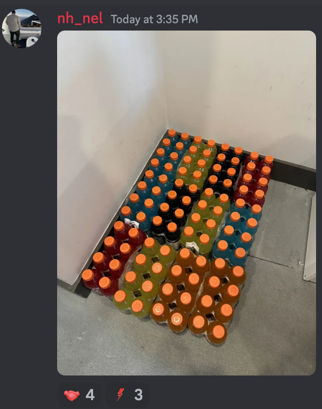 StrikeAccess's tweet photo. ALL OF THESE DRINKS WERE FREE. 😳

Amazon Fresh had a deal this morning. 

If you added 12 drinks to your cart, your order was $0.

We alerted our members early so they could take full advantage.

How was your Prime Day?