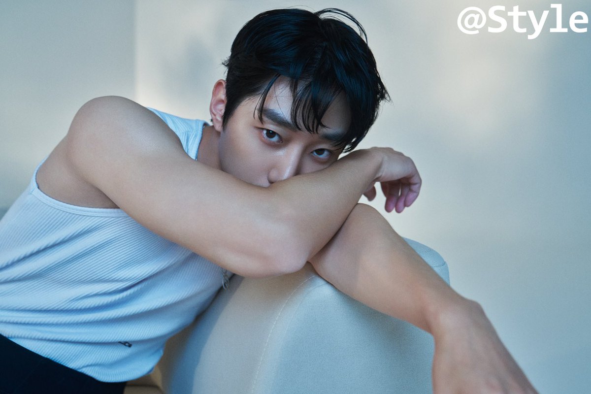 star1magazine's tweet photo. [화보] #앳스타일8월 #진영

진영은 진짜 유명한 ‘그 시절 우리가 좋아했던 소년‘임🫧

청량한 건 물론이고 이렇게 치명스럽기까지 하면
어쩔수 없죠 뭐,,(그냥 안아버릴래…..🎵🫠)

진영의 화보와 인터뷰는 앳스타일 8월호에서 확인하세요!

#앳스타일8월호 #앳스타일화보 #진영 #Jinyoung #화보 #앳스타일 #atstyle