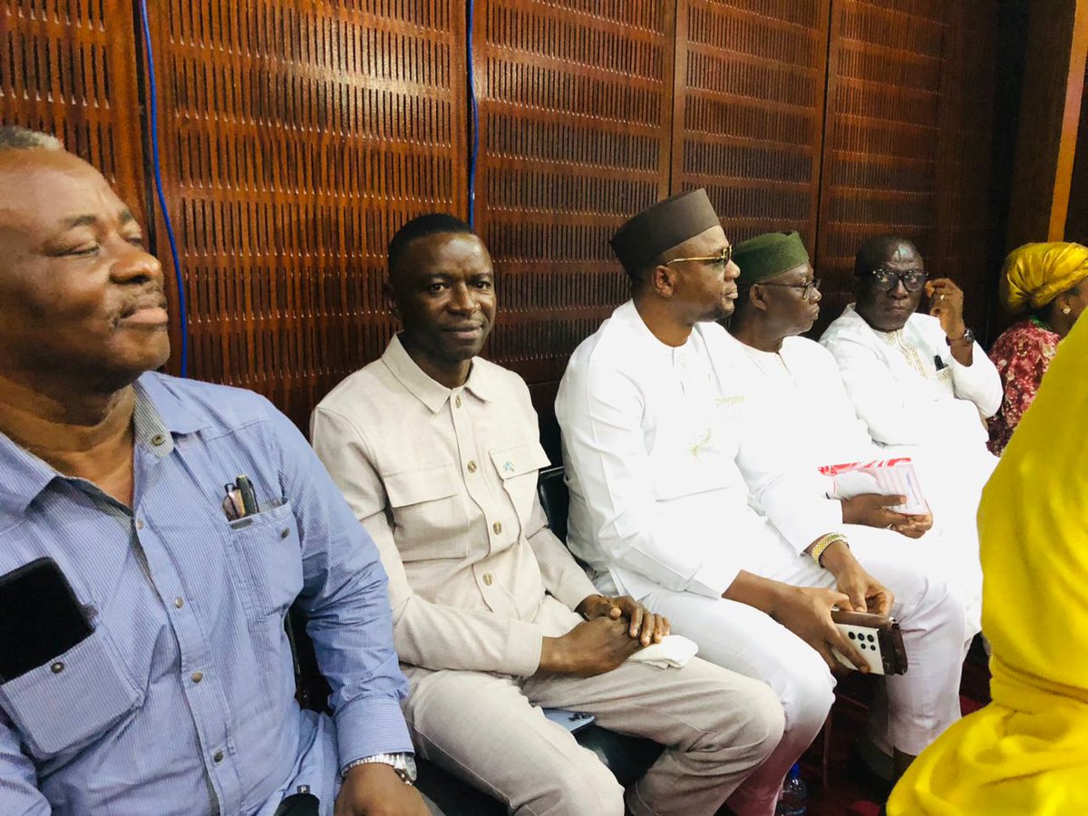 Abubaka22989630's tweet photo. PARLIAMENT APPROVES ABDUL AZIZ TURAY AS DEPUTY AMBASSADOR OF SIERRA LEONE TO SAUDI ARABIA

By Abubakarr Bah, Information Attaché, Saudi Arabia

Parliament has approved Mr. Abdul Aziz Turay, who was appointed by His Excellency President Dr. Julius Maada Bio, to serve as Deputy Ambassador of the Republic of Sierra Leone to the Kingdom of Saudi Arabia.

Mr. Abdul Aziz Turay was unanimously approved in the Well of Parliament on Tuesday, 16th July, 2024, following his successful interview at the Committee on Appointment and Public Service, on Thursday, 11th July, 2024. 

Mr. Turay was approved together with eight other Presidential nominees, including Mr. Momodu Koroma, Ambassador of Sierra Leone to the Kingdom of Morocco, Madam Martha Consilia Kanagbo, High Commissioner of Sierra Leone to The Gambia, Mr. Paul Sobba Massquoi, Ambassador of Sierra Leone to the Republic of South Korea and Mr. Daniel Katibie, Executive Director of the Sierra Leone Maritime Administration, among others. 

Acting Opposition Leader, Hon Aruna Aaron Koroma, said they as opposition would always support what is in the interest of the country, and advised the nominees to serve well and not to disappoint the President.

Hon. Dr. Upha G. Koroma of the Western Area Urban urged the new Deputy Ambassador to Saudi Arabia, to work collaboratively with the Ambassador and the Mission in improving on the Hajj pilgrimage as well as strengthening bilateral ties between Sierra Leone and Saudi Arabia.

In his felicitation, the Speaker of Parliament, Hon. Segepoh Solomon Thomas, congratulated them, on behalf of Parliament and the people of Sierra Leone. He said that the offices the nominees were going to occupy had been occupied by other people before. He said “every year, allocations are made to those offices, but things are not happening.” He urged the nominees to change the dynamics. "Don't allow anyone to corrupt you. Go and serve the people well," he said. 

Mr. Abdul Aziz Turay is succeeding Ambassador Mohamed Hassan Koroma who assumed office as Deputy Chief of Mission in 2019. Mr. Turay is bringing in a wealth of experience and expertise to the role. With over 15 years of international experience, Mr. Turay has held key positions within various government departments, including the Ministry of Foreign Affairs and International Cooperation, the Chief Minister’s Office under the Office of the President of the Republic of Sierra Leone, and the EU. 
During his illustrious career, Mr. Turay served in diverse capacities, including Director of Europe, Director Americas and South Pacific, Director Middle East and Asia, and Director of Diaspora Affairs at the Ministry of Foreign Affairs and International Cooperation. His expertise spans a wide range of policy areas such as national security, development, governance, diplomacy, international affairs, and public financial management.

Mr. Turay's international experience extends across different regions, including East Africa, Central Africa, Sub-Saharan Africa, and Europe. He has also served as a Parliamentary Assistant in the House of Commons in the United Kingdom, further enriching his diplomatic acumen.

Abdul Aziz Turay holds a BA in International Relations and a Masters in Conflict, Security, and Development from the University of Bradford in the United Kingdom. Known for his dedication and diplomatic finesse, Mr. Turay is committed to fostering strong relations between Sierra Leone and Saudi Arabia while advancing the interests of Sierra Leone in the Kingdom.

For more enquires: 
Email: information.attache@sa.slembassy.gov.sl
@PresidentBio 
@VP_Jalloh
@FirstLadyBio
@dsengeh
@TimKabba 
@Cee_Bah
