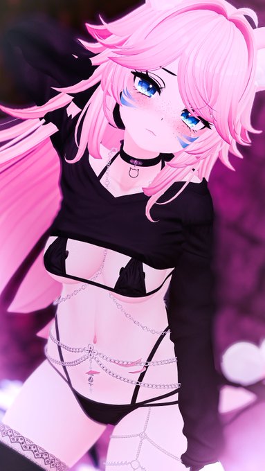 Good girl? Bad girl? I'll be whatever you want you say the right words~  📷@Avtymn https://t.co/F1zjK