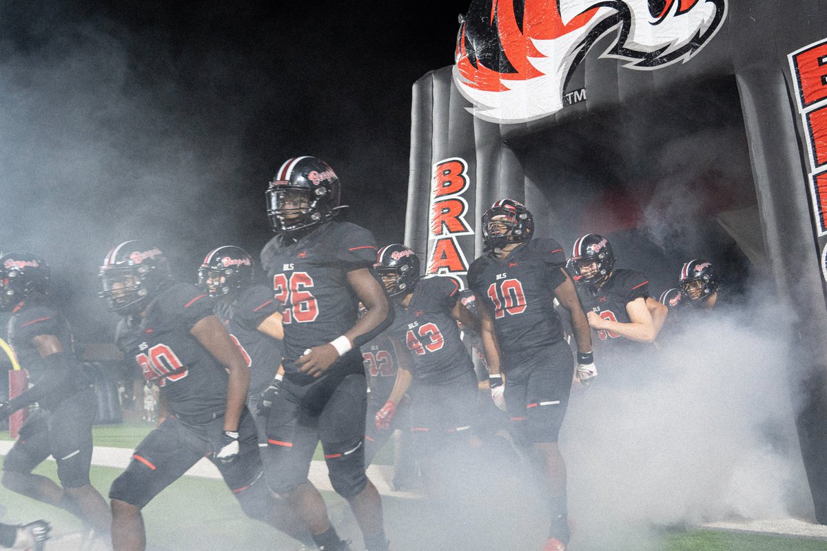 sports_drc's tweet photo. Anticipation for the start of high school football season is only growing as the return of Friday night lights comes closer to fruition.

Today, we continue our preseason position ranking series by looking at some of the top local running backs.

Story: https://t.co/10NwqZlUGb https://t.co/7qSsTP12pK