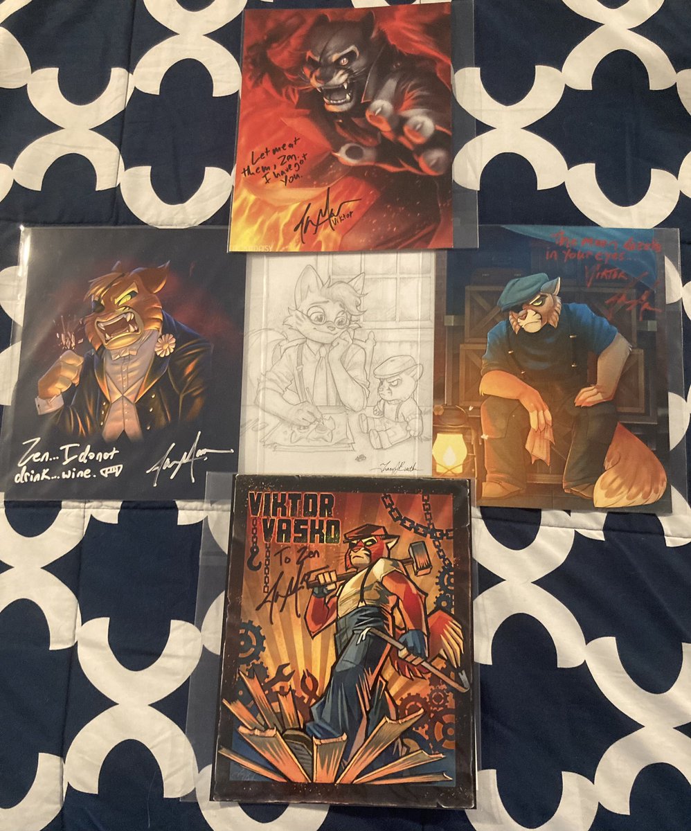 ZenHungryma's tweet photo. “Finally, I have them all” I’m so happy to finally own all the signed Viktor prints! Thank you so much @JMarnocha again Viktor means so much to me so having all of these means the world to me! 

#Lackadaisy #ViktorVasko https://t.co/UfCCeIIchO