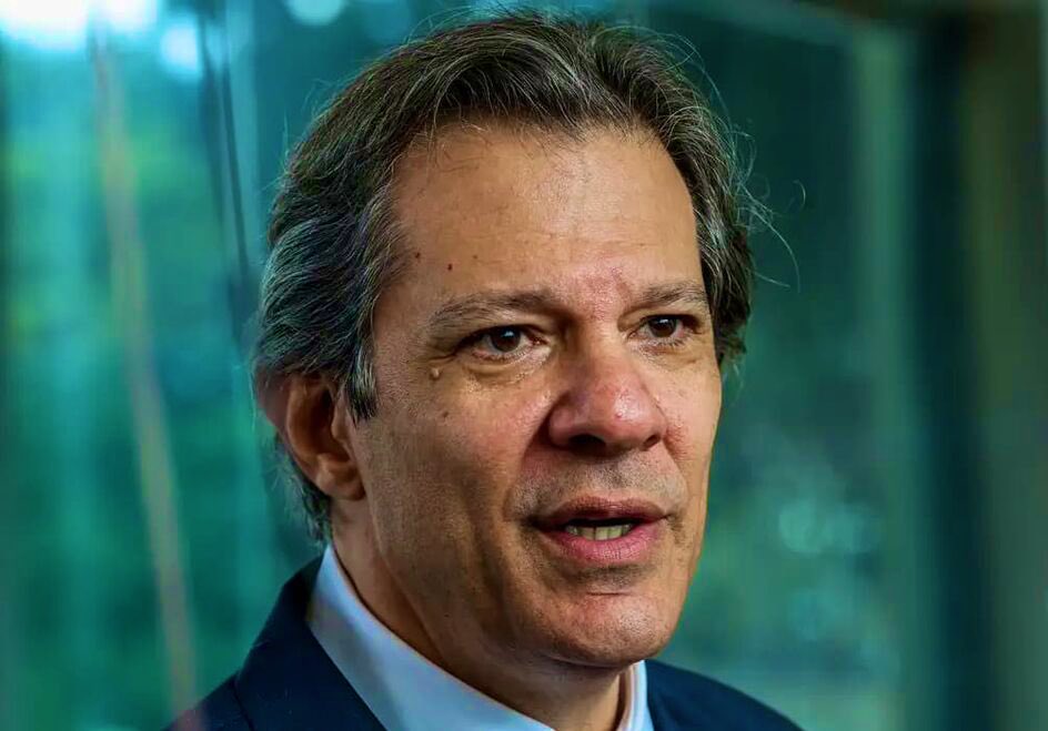 NewsLiberdade's tweet photo. 🚨URGENTE - Motorista de Uber vai pagar 26,5% de imposto com Reforma Tributária https://t.co/ESY5WecxZE