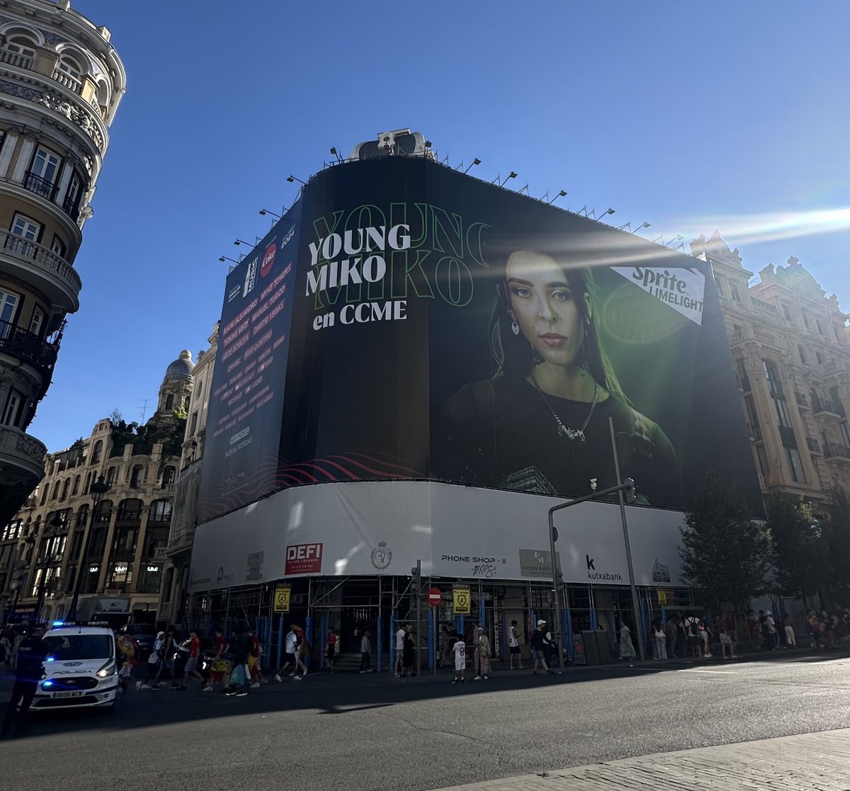 babymikosupport's tweet photo. MADRID!! Ya disponible los tickets para el Coca-Cola Music Experience, además podrán disfrutar del gran Billboard en el Gran Vía, España con la imagen de nuestra artista. ❤️💚
🔗 https://t.co/RUfWEkmdWY
#CCME #SpritePartner
thanks for the assets. ⚡️ https://t.co/pXD5mL1oFC