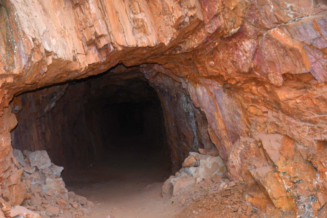 ABPInfos's tweet photo. Après avoir fait l'étude de terrain, les responsables de l'entreprise ont fait savoir que la localité de #Murehe regorge environ 13 millions de tonnes de cassitérite et de coltan. https://t.co/9u06ZjdGYs