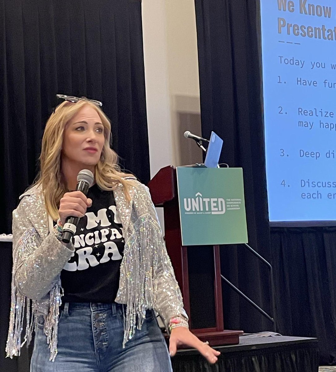 Nicole Ey tweet media