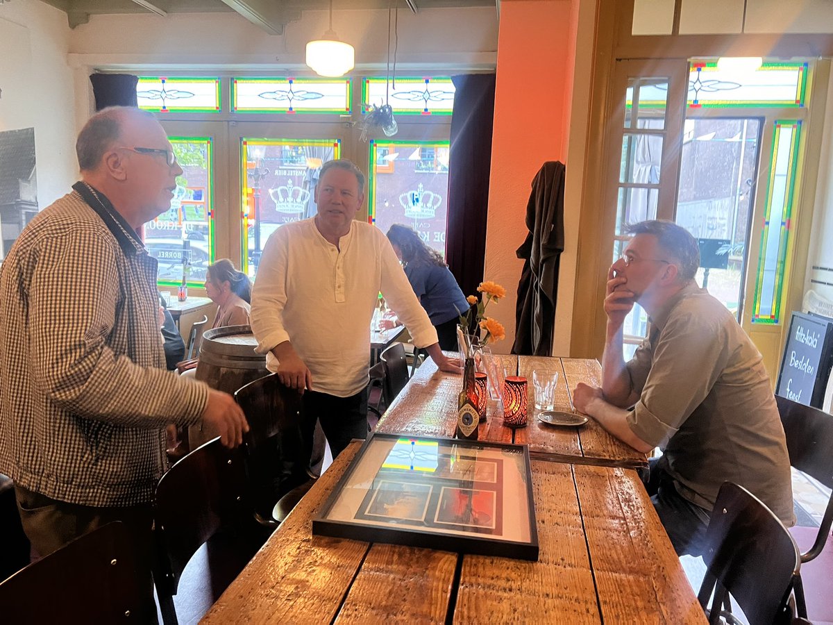 Wormerveerse ondernemers -winkeliers verenigen zich in Lokaal de Kroon met de  oprichting van een nieuwe brede ondernemersvereniging 🎉